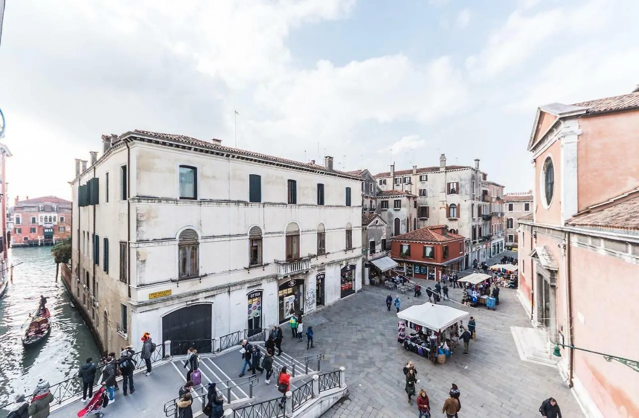 Apartment Ca' D'Oro Suite